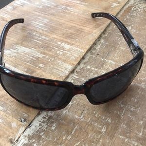 Ladies Costa Del Mar Sunglasses. Style: Isabela